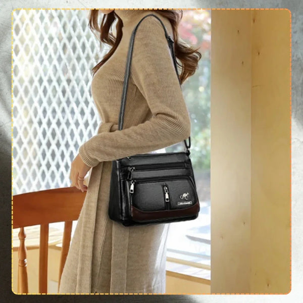 Rankinė moterims D18, juoda R296