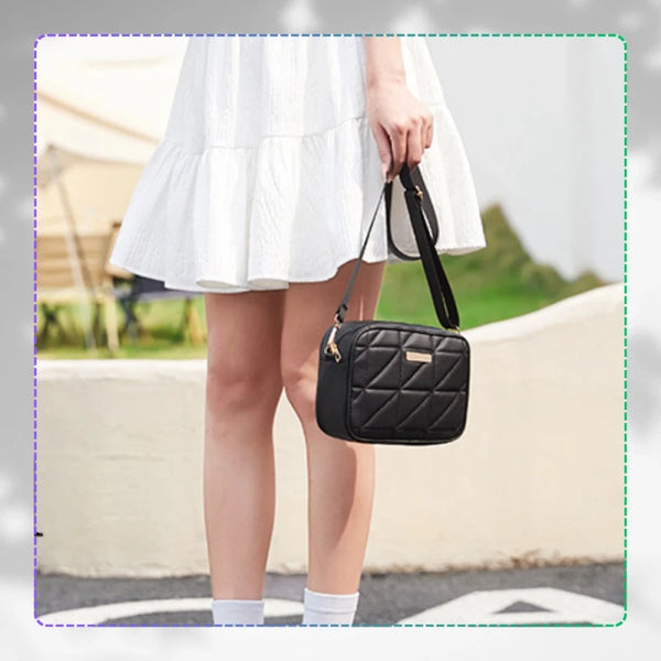 Rankinė moterims B15, juoda R326