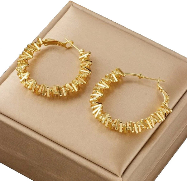 Auksinės spalvos žiediniai auskarai, chirurginis plienas