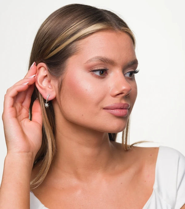 MOTERIŠKI AUSKARAI X102 N33