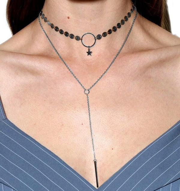 Chokeris su žvaigždele – sidabrinės arba auksinės spalvos