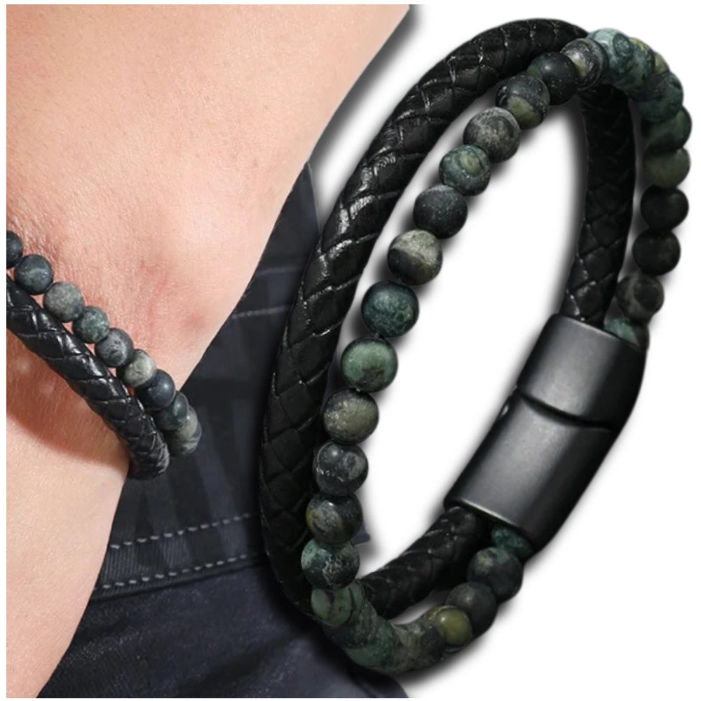 Vyriška apyrankė – juoda oda ir žali akmenys