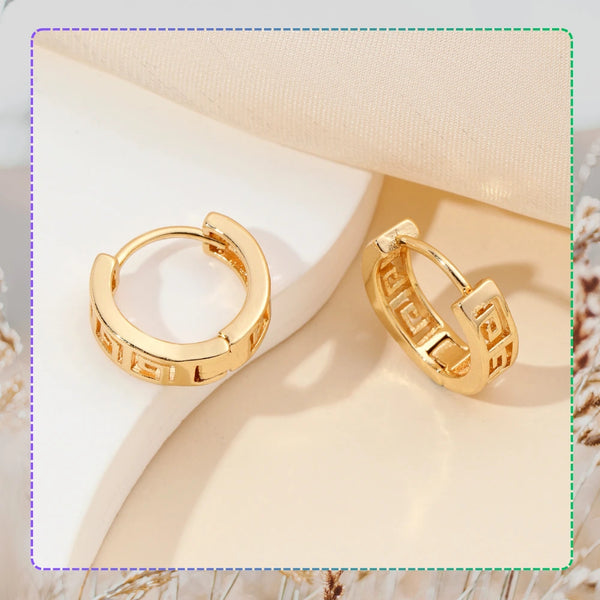 Auksinės spalvos ažūriniai auskarai, chirurginis plienas