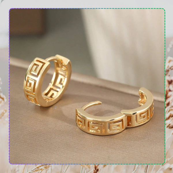 Auksinės spalvos ažūriniai auskarai, chirurginis plienas