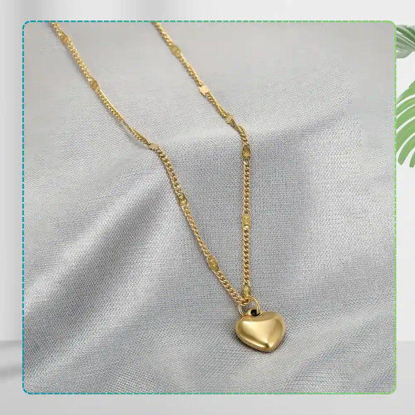 Auksinis kaklo papuošalas su širdelės pakabuku, chirurginis plienas
