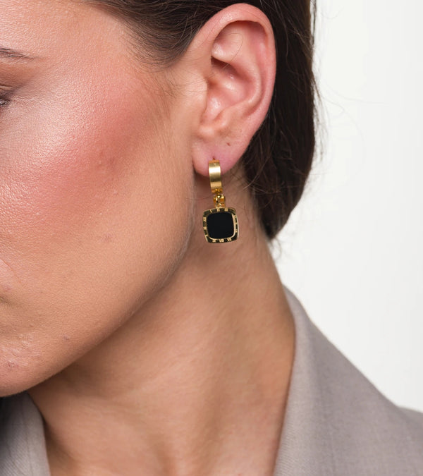 Auksinės spalvos kvadratiniai auskarai, chirurginis plienas