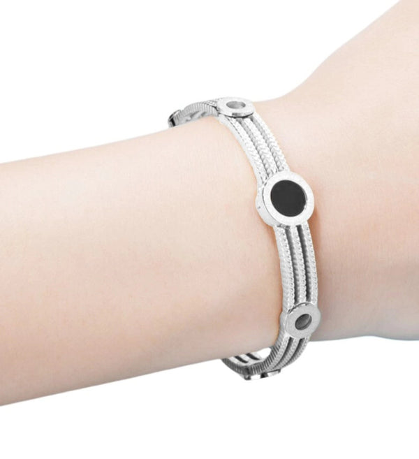 Sidabrinės spalvos apyrankė, chirurginis plienas