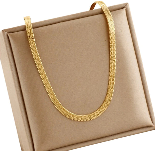 Auksinis vėrinys „žmijka“ su panteros motyvu, chirurginis plienas