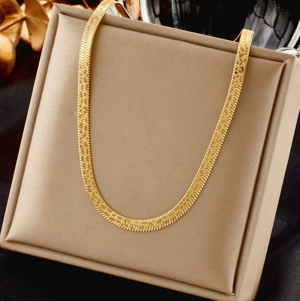 Auksinis vėrinys „žmijka“ su panteros motyvu, chirurginis plienas