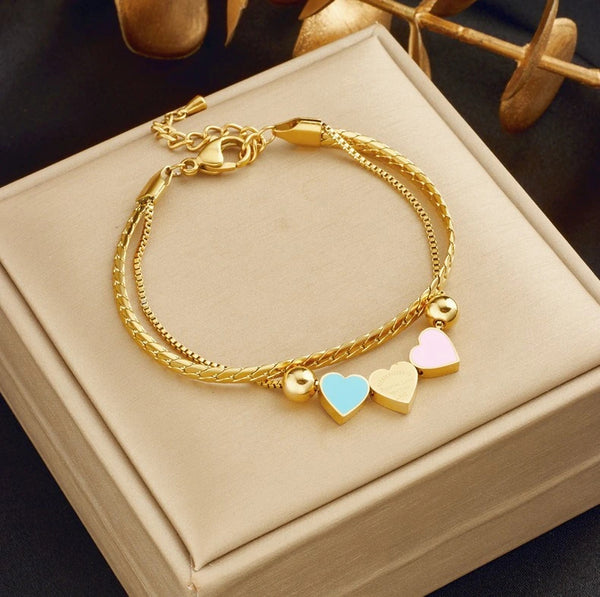 Dviguba auksinė apyrankė su širdelėmis, chirurginis plienas