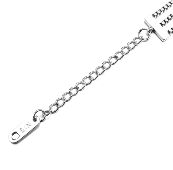 Sidabrinės spalvos elegantiška apyrankė, chirurginis plienas