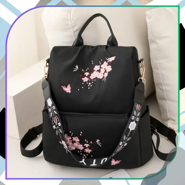 Kuprinė moterims S65 juoda