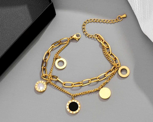 Auksuota pancerinė apyrankė iš chirurginio plieno