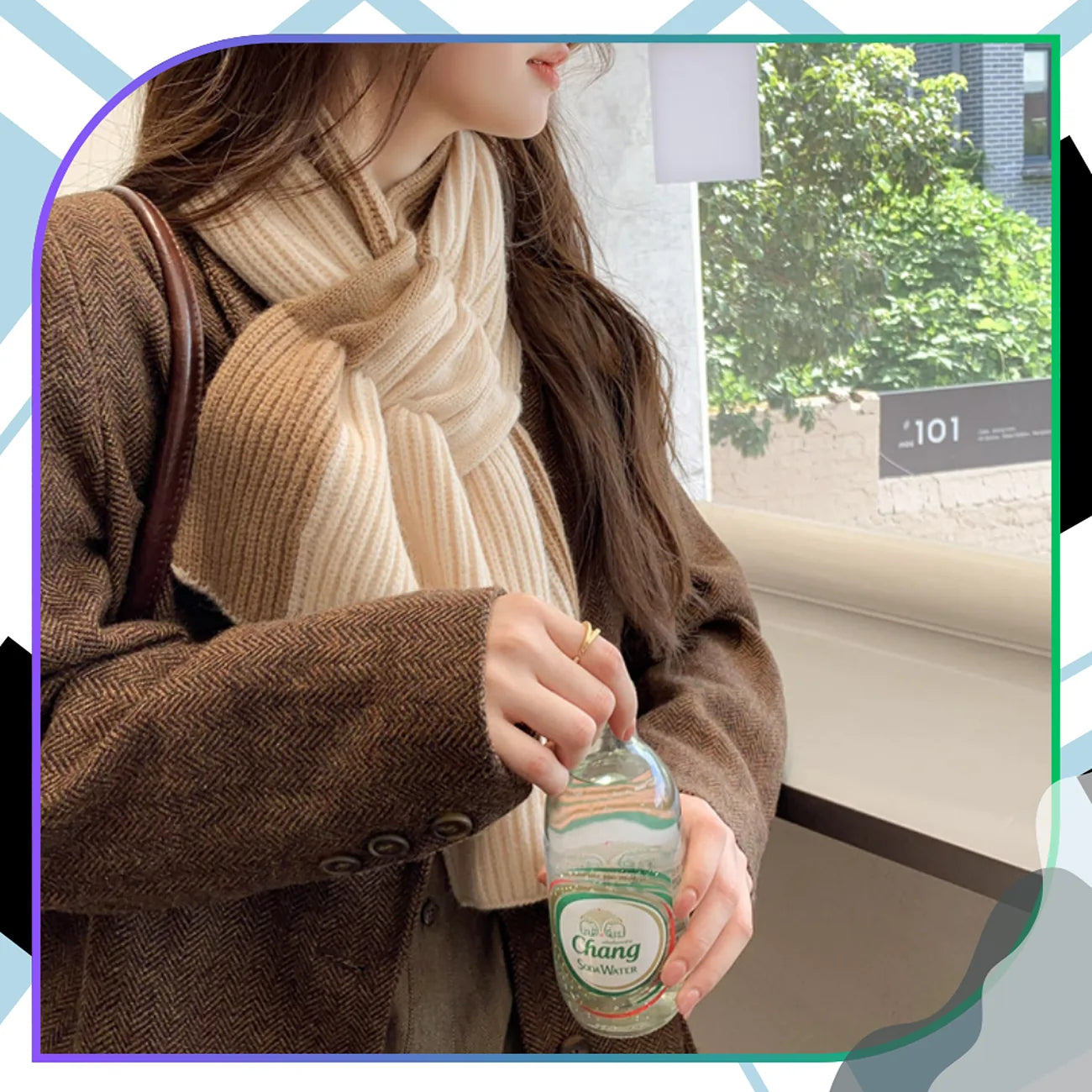 Moteriškas šiltas dviejų spalvų šalikas, smėlio