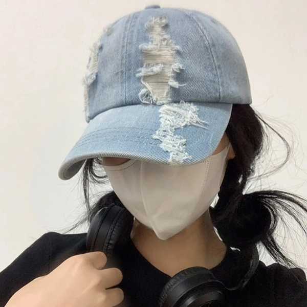 Universali kepurė su snapeliu D4 N254