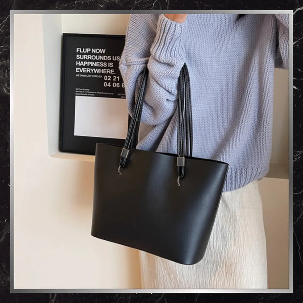 Moteriška odinė rankinė BAD&BAGS, juoda N500