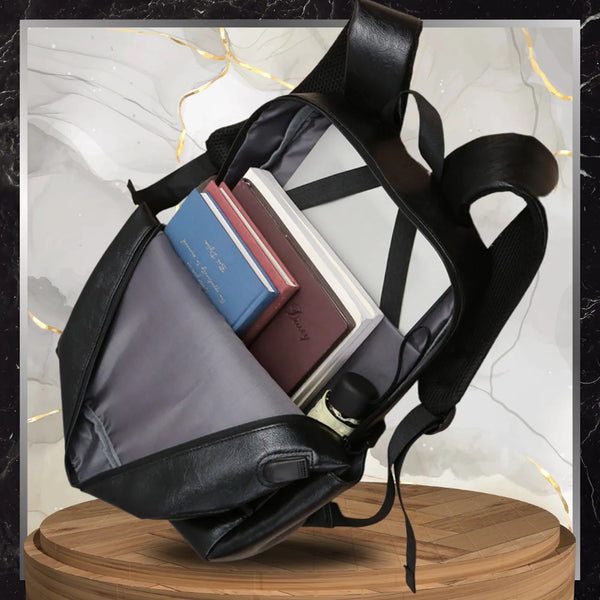 Kelioninė miesto kuprinė BAD&BAGS, juoda, odinė