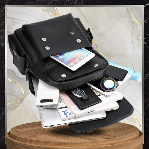 Odinė kuprinė, juoda