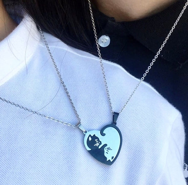 Vėriniai „BEST FRIENDS“ – dvi širdys ir katės, chirurginis plienas (2 vnt.)