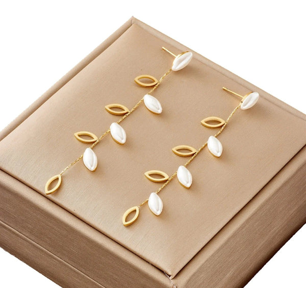 Auskarai moterims E15