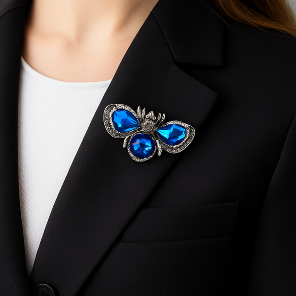 Dekoratyvinė sagė „Mėlynas vabzdys“ (BZ223)