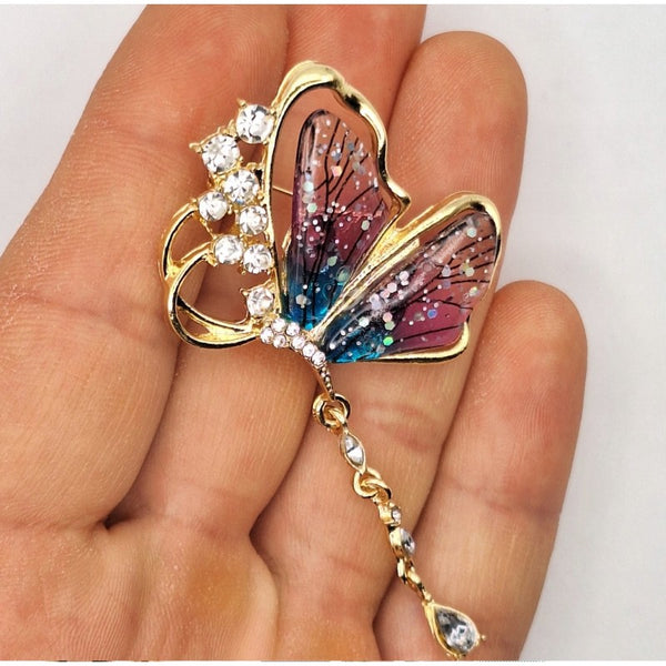 Dekoratyvinė drugelio sagė su cirkonio akutėmis BZ209