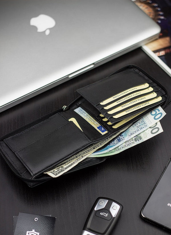 Didelė vyriška juodos odos piniginė STEVENS su RFID apsauga bei TAP &amp; GO užtrauktuku S1131