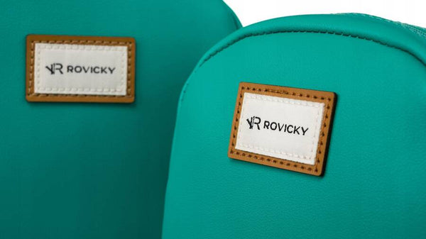 Dviejų moteriškų kosmetinių rinkinys K10, žalias