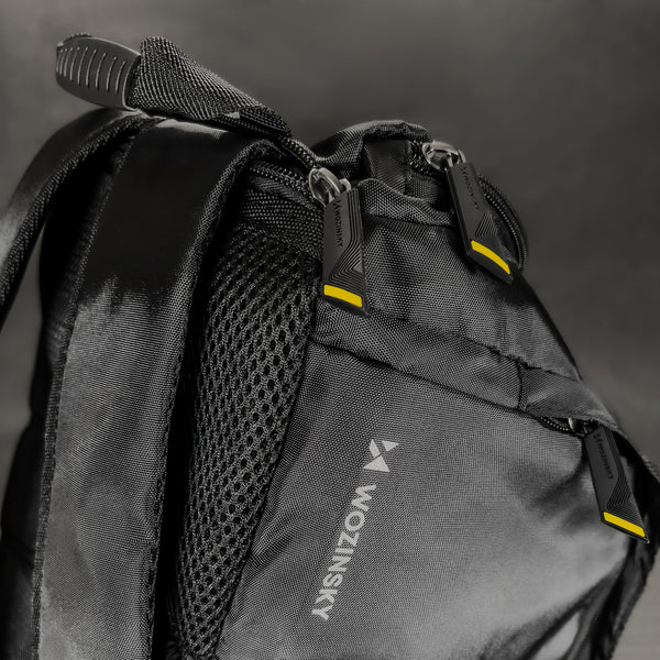 Juoda kelioninė sportinė kuprinė rankiniam bagažui 40x20x25 cm