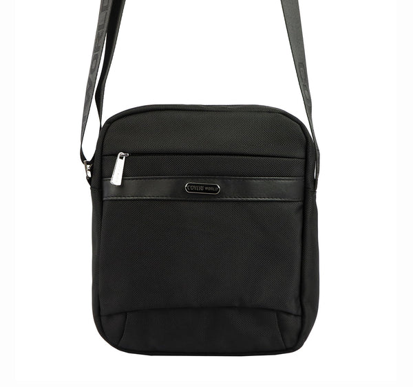 Juoda rankinė Coveri World CW6255 czarny
