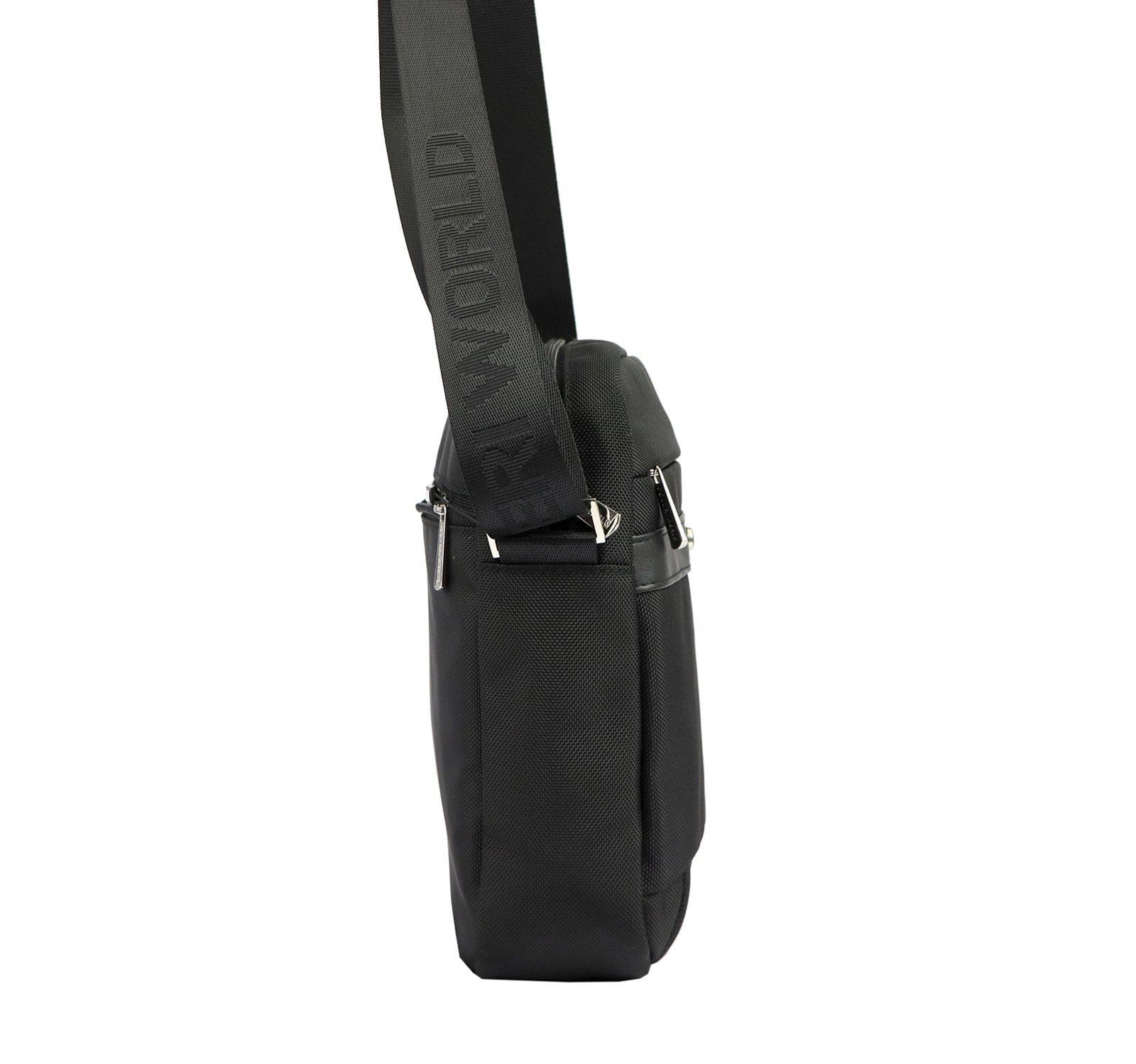 Juoda rankinė Coveri World CW6255 czarny