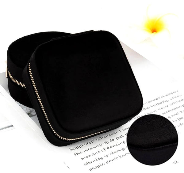 Kosmetinė papuošalams FD127 juoda