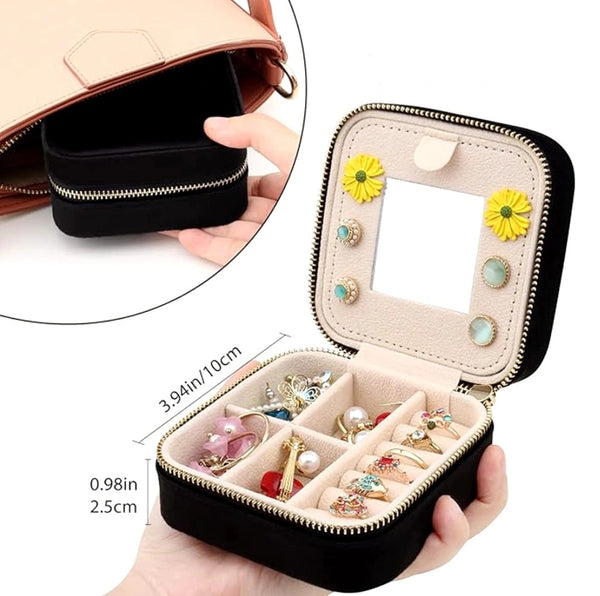 Kosmetinė papuošalams FD127 juoda