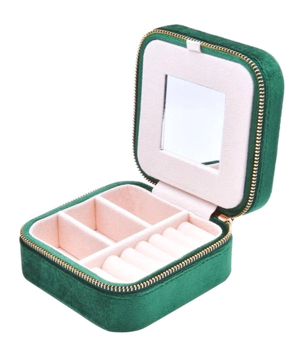 Kosmetinė papuošalams FD127 žalia