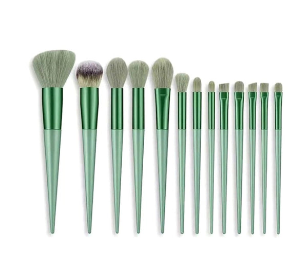 Makiažo pagrindo šepetėlių komplektas 13 vnt. C4