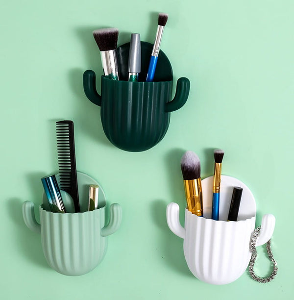 Makiažo šepetėlių dėtuvė S154