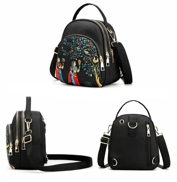 Maža moteriška kuprinė G6, juoda