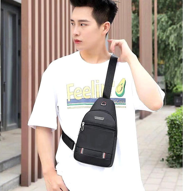 Maža sportinė kuprinė, krepšys vyrams T107, juoda R275