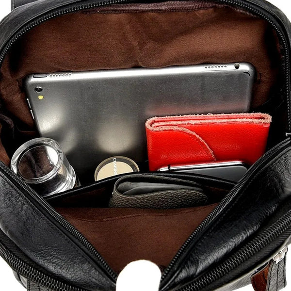 Moteriška kuprinė L18, juoda