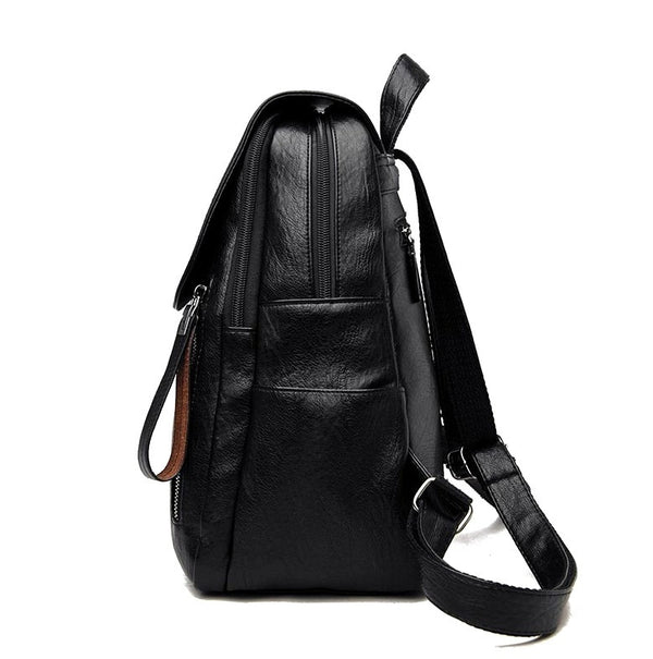 Moteriška kuprinė L18, juoda