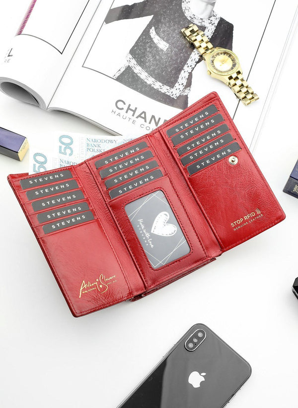 Moteriška odinė piniginė STEVENS su RFID apsauga D1875