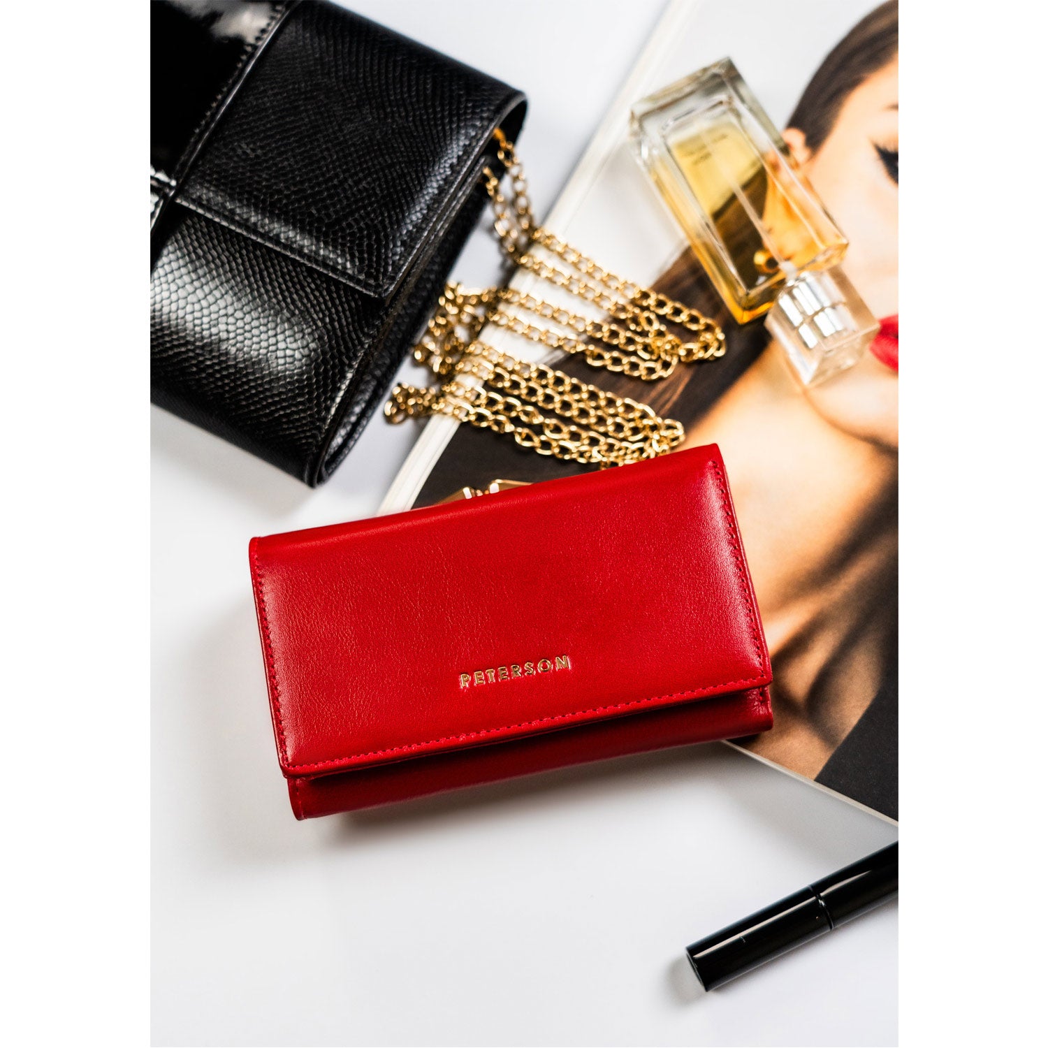 Natūralios odos piniginė moterims Peterson L137 D1576