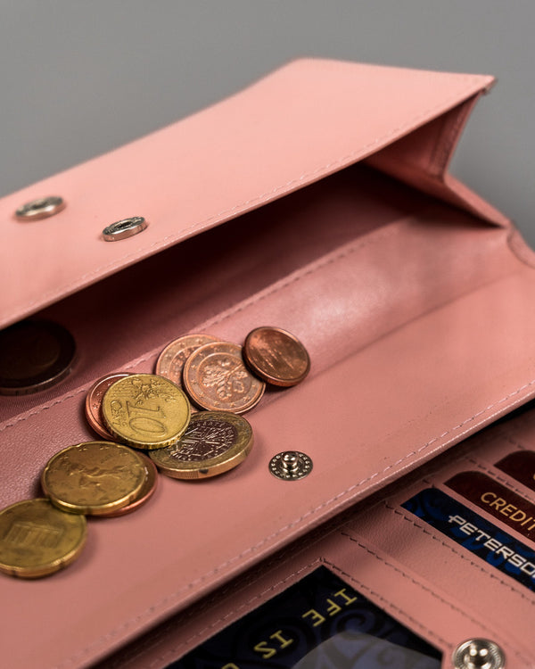 Natūralios odos piniginė moterims Peterson L32 D1420