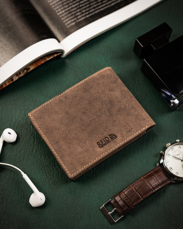 Natūralios odos piniginė vyrams Peterson L38 D1414