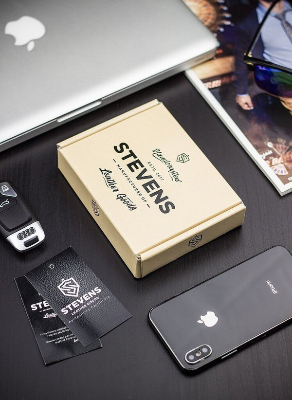 Natūralios Odos Piniginė Stevens su Elegantiška Apyranke