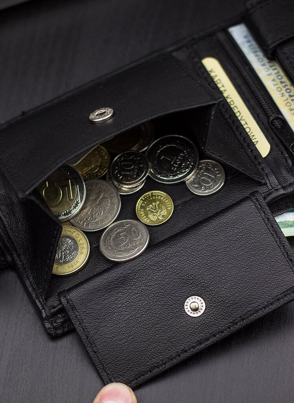 Natūralios Odos Piniginė Stevens su Elegantiška Apyranke