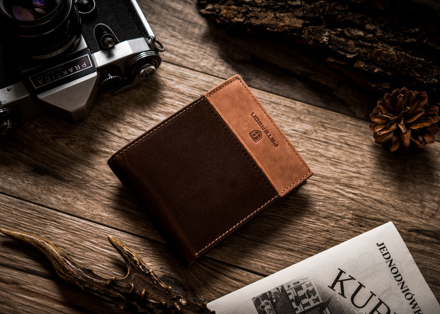 Natūralios odos piniginė vyrams Peterson PT108 S1020