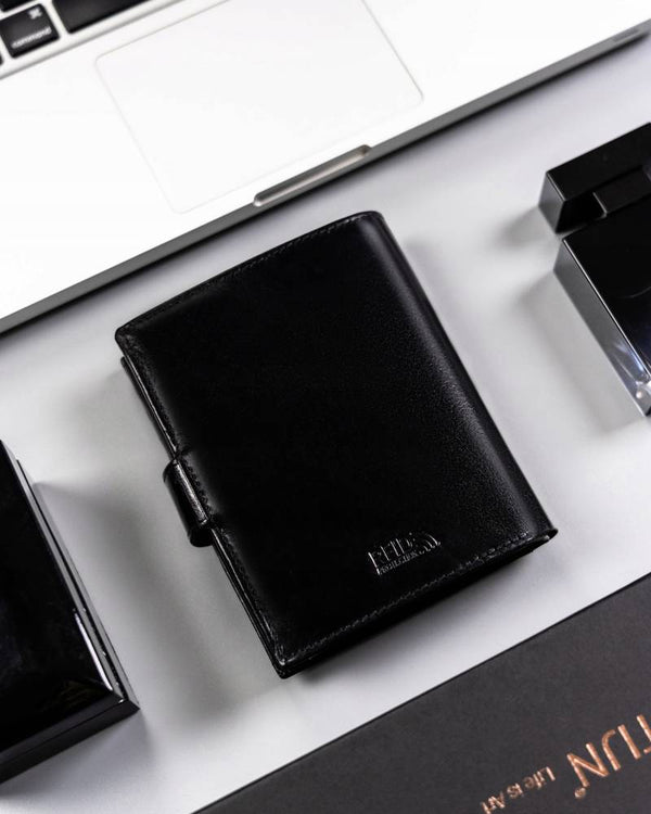 Natūralios odos piniginė vyrams Peterson PT175 S946