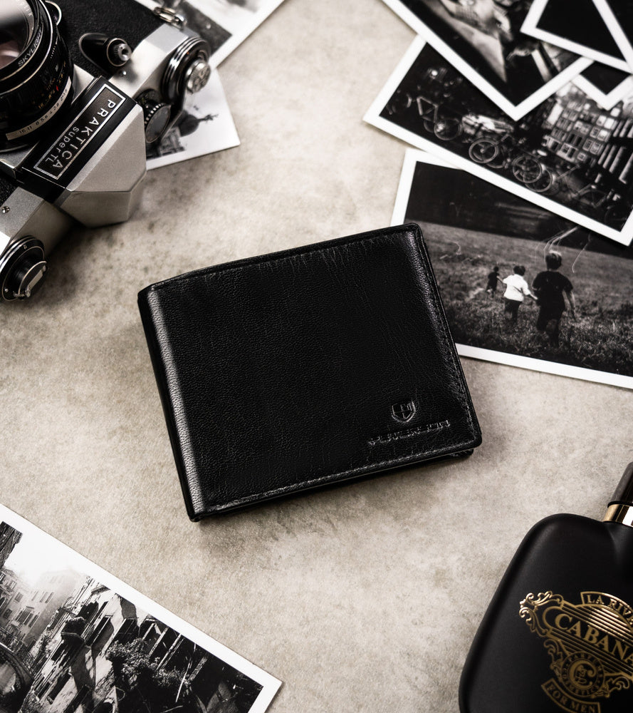 Natūralios odos piniginė vyrams Peterson PT288 S821