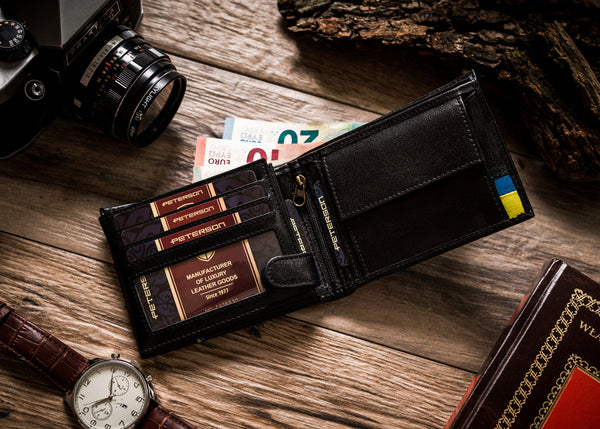 Natūralios odos piniginė vyrams Peterson PT40 S776